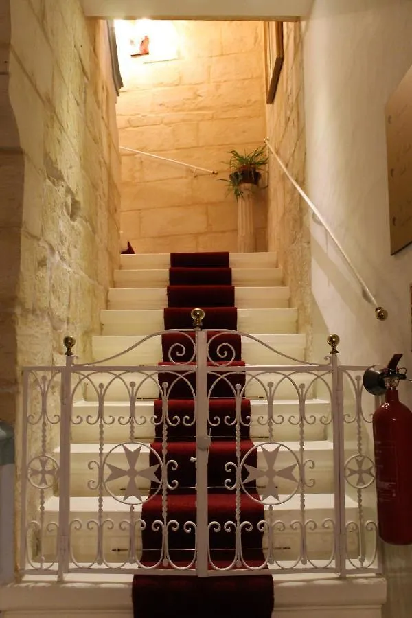 Palazzino Nina Boutique Hotel Qormi 住宿加早餐酒店
