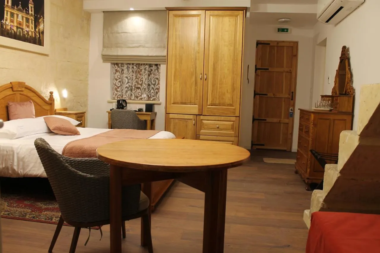 Palazzino Nina Boutique Hotel Qormi 住宿加早餐酒店