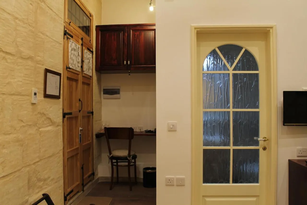 Palazzino Nina Boutique Hotel Qormi 4*,