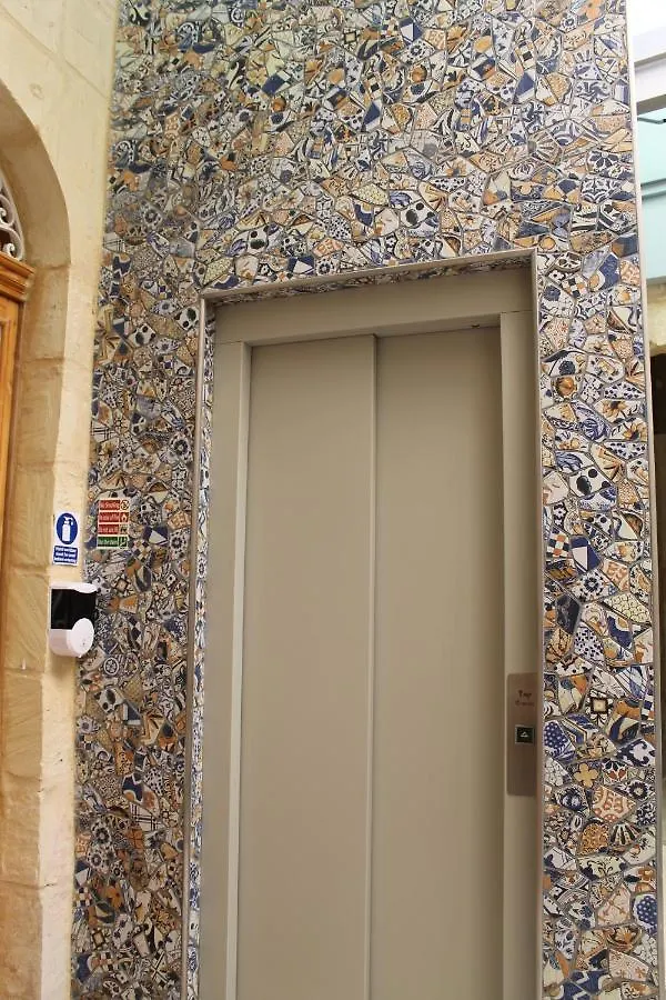 Palazzino Nina Boutique Hotel Qormi 4*,